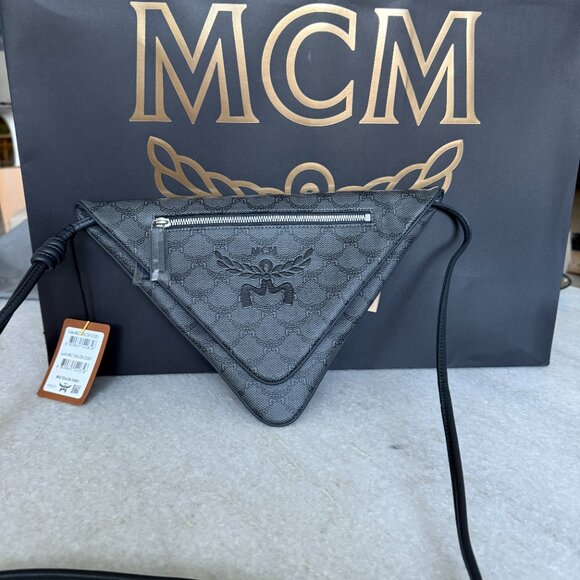 MCM GRAY Canvas and leather Triangle Shoulder Bag - Picture 6 of 14